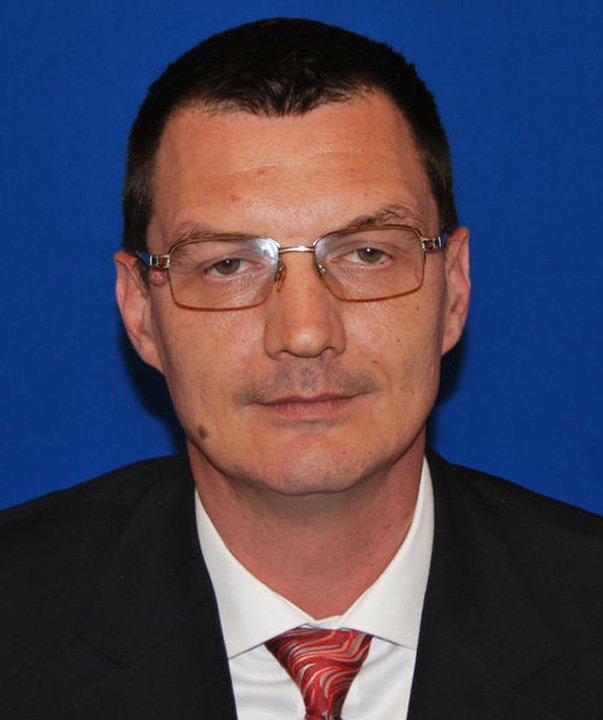 adrian simionescu - Ziarul National