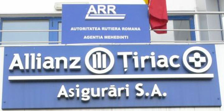 Piata asigurarilor scade, despagubirile cresc