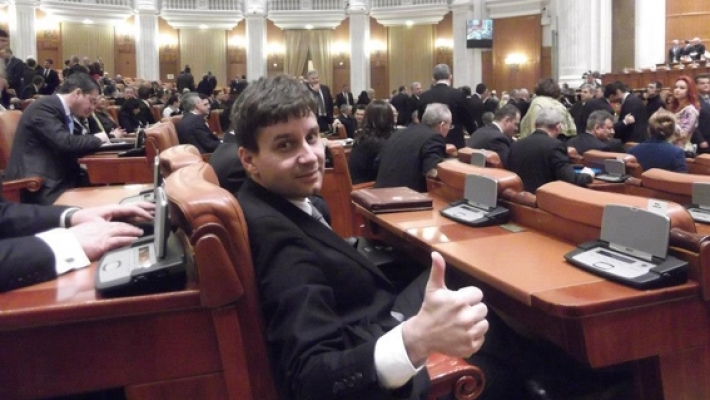 Un parlamentar a intrat in greva foamei