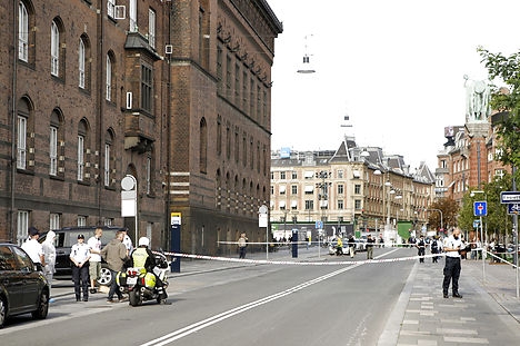 Barbat, impuscat mortal intr-un tribunal din Copenhaga