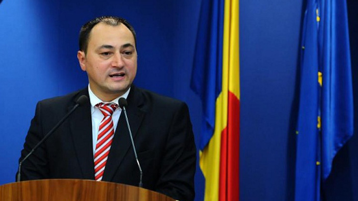 Mirel Palada, maturat din functie