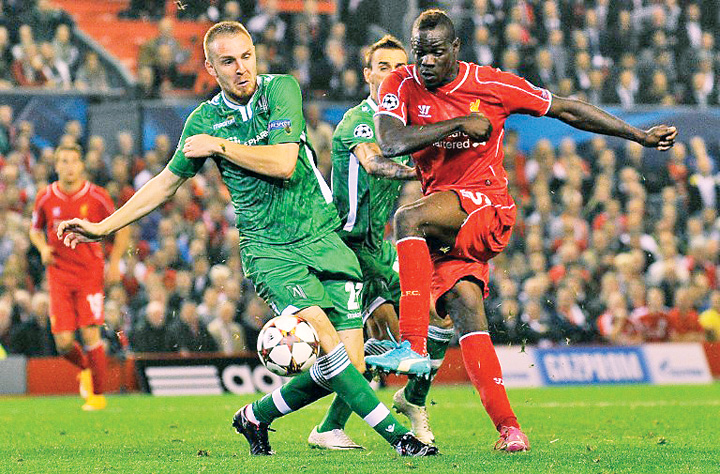 Moti a comis-o la Liverpool