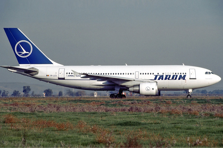 Cursele aeriene, perturbate de grevele de la Tarom, Lufthansa si Air France