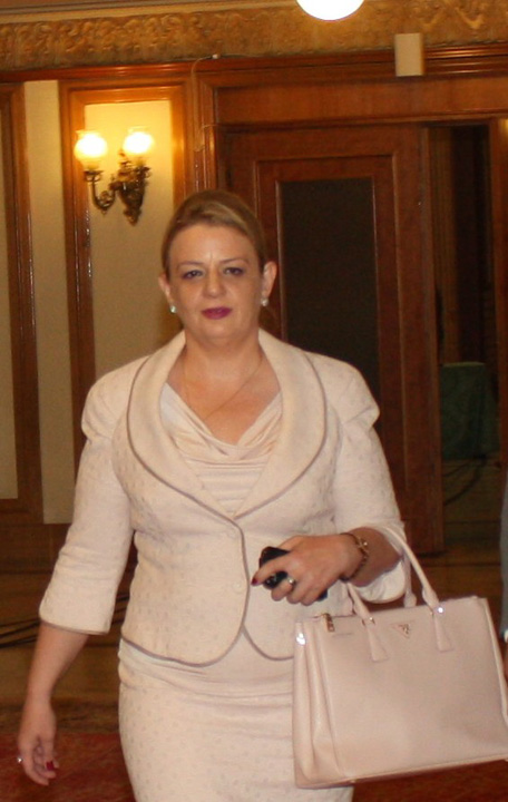 simona man - Ziarul National