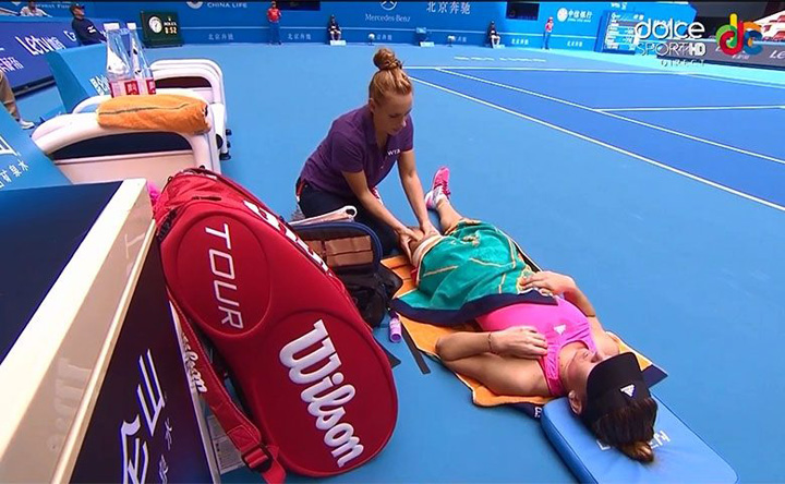 Muschiul lui Halep a cedat! Turneul Campioanelor este tot mai departe