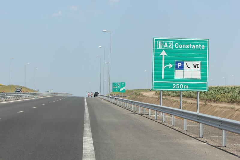 Accident cu doua TIR-uri pe Autostrada Soarelui. Circulatia rutiera, deviata