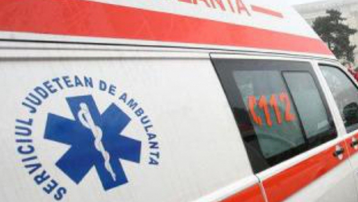 Accident pe DN 1, la Posada. Doi oameni au fost raniti