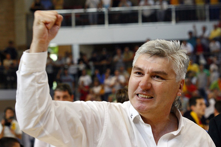 Aihan Omer preia nationala de handbal