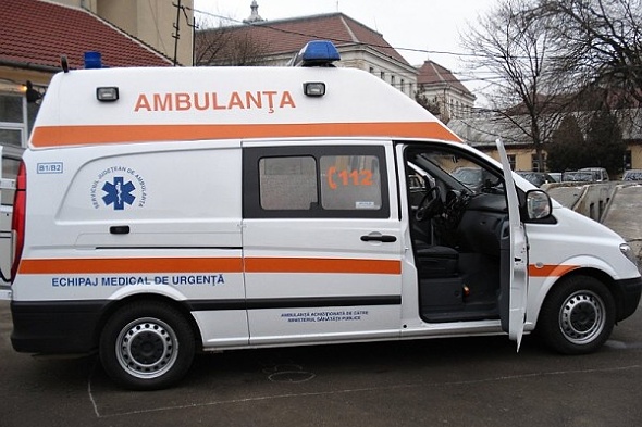 A murit la doar 24 de ani. Masina lui s-a facut zob dupa ce s-a izbit de un copac