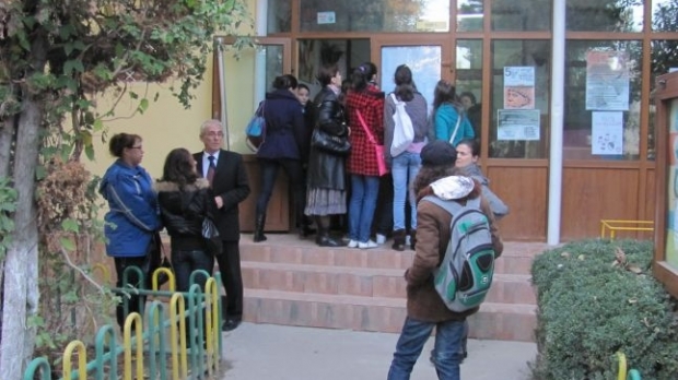 Eleva, batuta de un camatar intr-un liceu din Calarasi