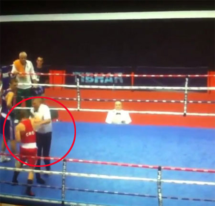 Un pugilist croat a depasit orice limita a categoriei semigrea, facandu-l KO pe arbitru!
