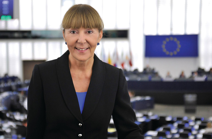 monica macovei - Ziarul National