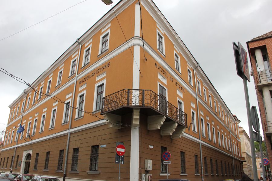 Angajatii Muzeului de Istorie a Transilvaniei, pe mana procurorilor DNA