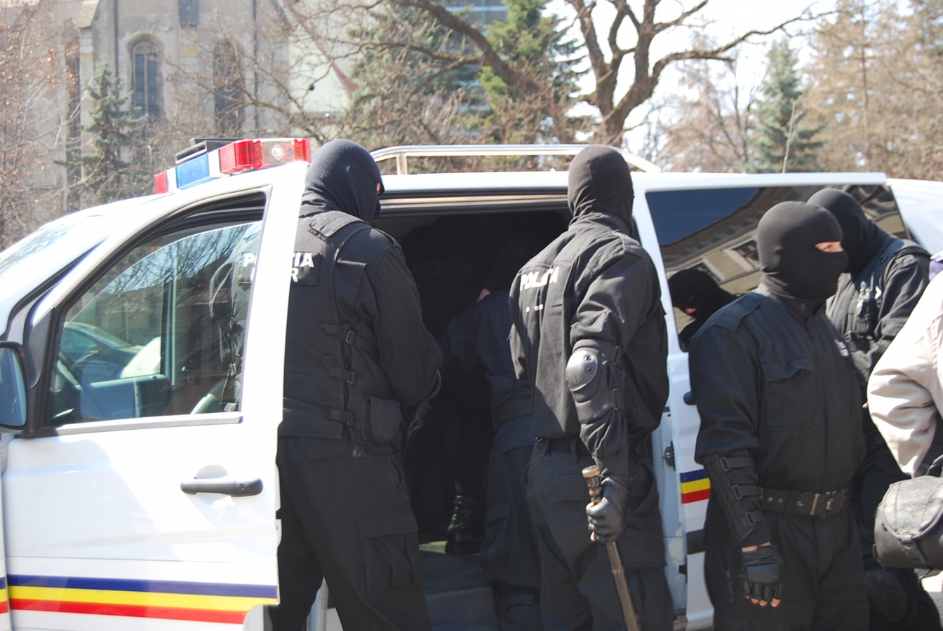 DNA face perchezitii in Capitala, Cluj, Ilfov si Galati. Sunt vizate sedii ale CFR