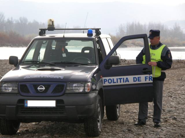 Noua imigranti ilegali, prinsi la granita cu Ungaria