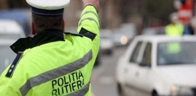 Peste 800 de șoferi, lăsați pietoni într-o singură zi
