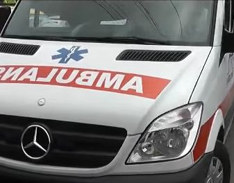 Incident grav: 10 oameni raniti de un aparat de aer conditionat prabusit de la mare inaltime