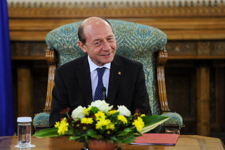 traian basescu - Ziarul National