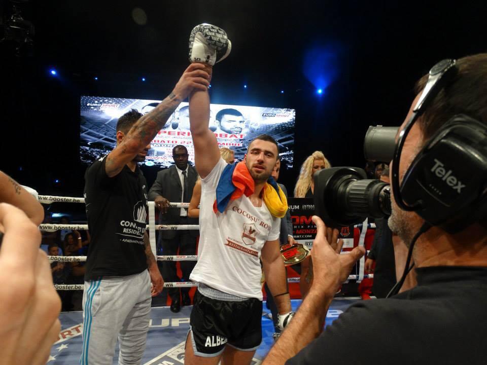 Romanii au facut senzatie la finala Superkombat