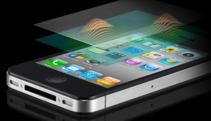 Apple va monta un ecran 3D pe iPhone 7