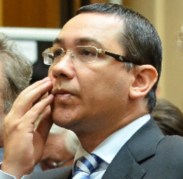 Victor Ponta: „Guvernul nu poate combate singur evaziunea”