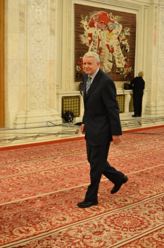 Teodor Melescanu - Parlament - Narcis Pop (73) - Ziarul National