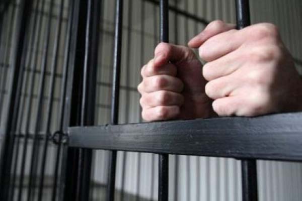 Ce au gasit politistii in celula unui detinut aflat in penitenciarul Colibasi!