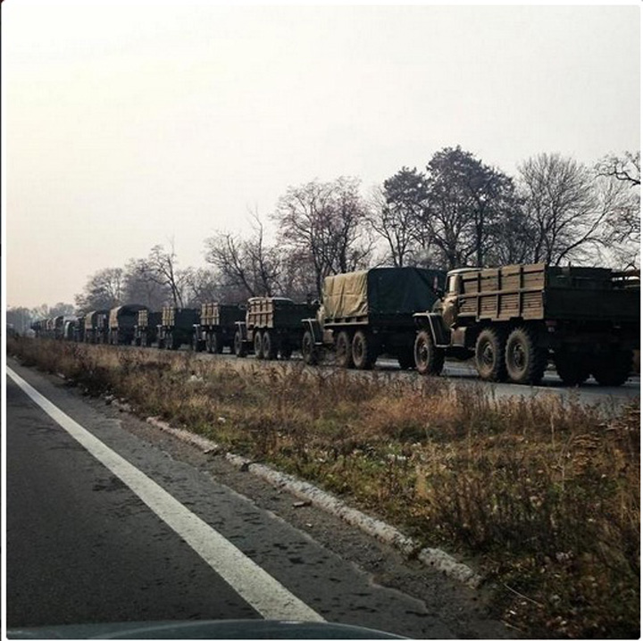 Mobilizare masiva de trupe si echipamente militare rusesti in estul Ucrainei