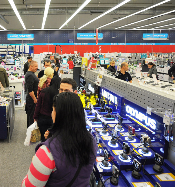 Romanii nu vor sa auda de comertul online