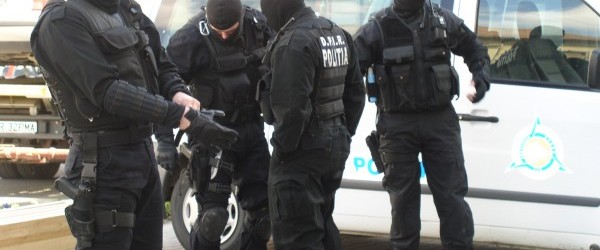 Perchezitii in Bucuresti si Ilfov, la suspecti de contrabanda cu tutun. Prejudiciul depaseste un milion de lei