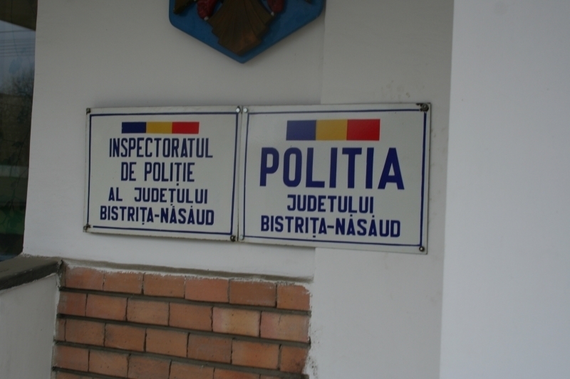 Sefii politiei bistritene, retinuti de DNA