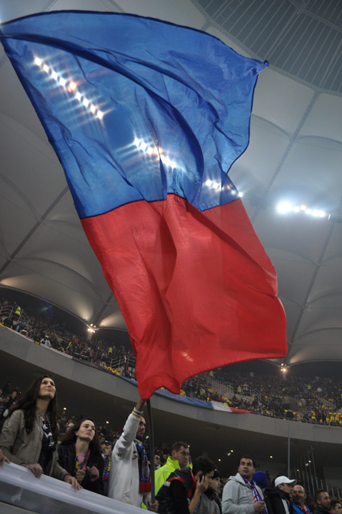 Steaua pierde si fanii!