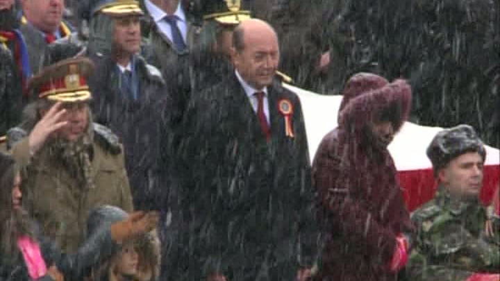 basescu-parada - Ziarul National