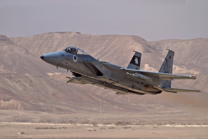 Siria acuza Israelul ca-i sustine pe jihadisti