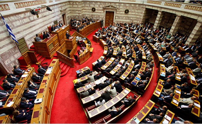 Criza politica fara precedent in Grecia. Parlamentul va fi DIZOLVAT!