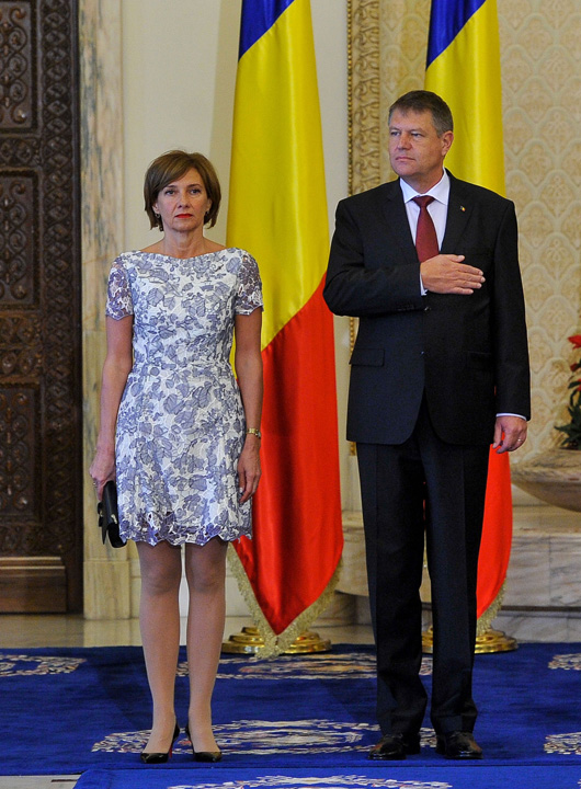 Tinuta lui Carmen Iohannis, cea mai avizata parere!