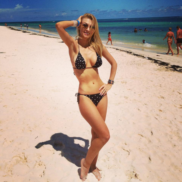 andreea_balan - Ziarul National