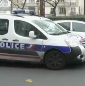 Primele imagini de la locul tragediei din Paris, din zona redactiei atacate de indivizi inarmati (VIDEO)