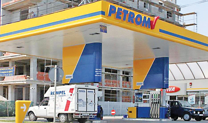 Guvernantii cer petrolistilor sa ieftineasca benzina