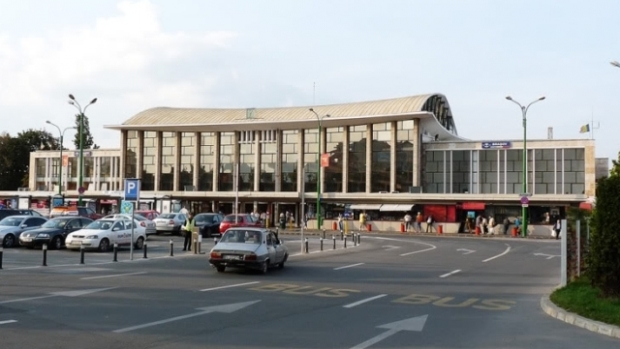 Directorul CFR Brasov, retinut pentru santaj