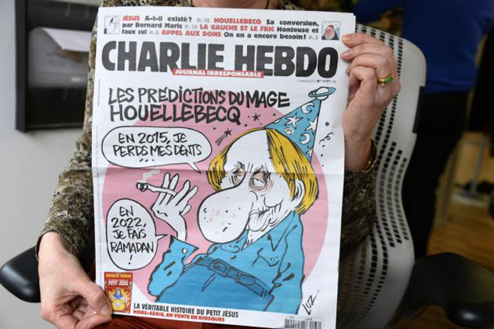 Comert funest cu exemplarele Charlie Hebdo: intre 1.500 si 100.000 de euro