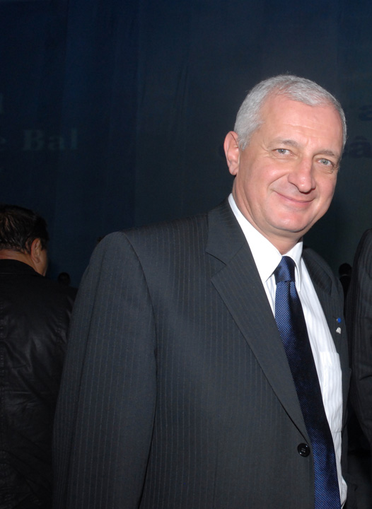 Gyorgy Frunda le bate obrazul colegilor din UDMR