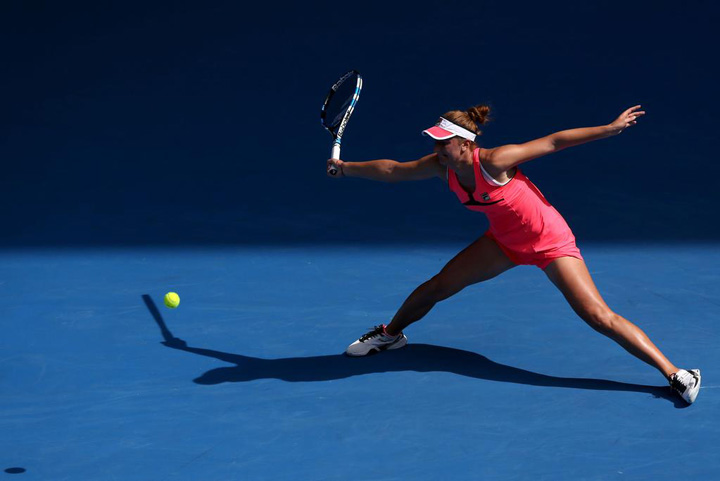 Begu si Halep bat tot ce intalnesc in cale!