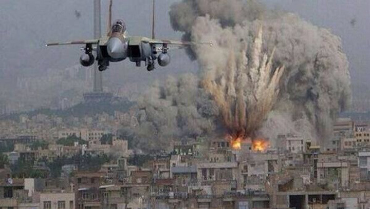 Experti: Israelul a lovit fara discernamant tinte civile si militare in Gaza
