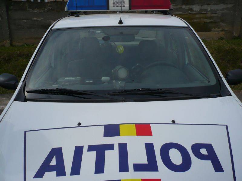 Ce a patit un barbat in casa caruia politistii au gasit o arma de tir sportiv!