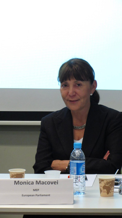 monica macovei - Ziarul National