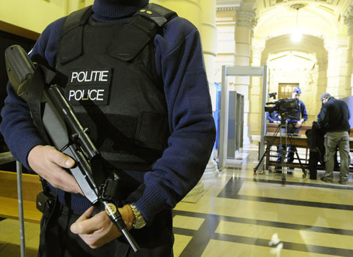 politie belgia - Ziarul National