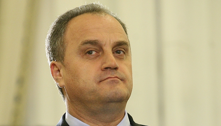 Gabriel Sandu si Nicolae Dumitru au parasit arestul preventiv