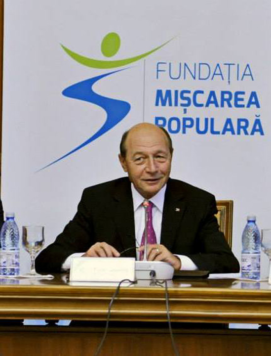 Basescu o rupe cu PMP-ul
