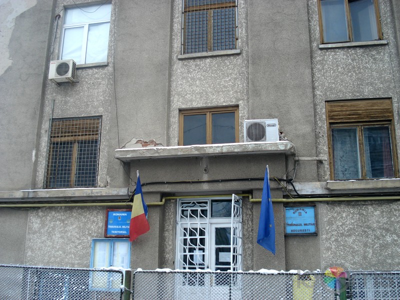 Caporal din Bucuresti, arestat pentru complicitate la crima